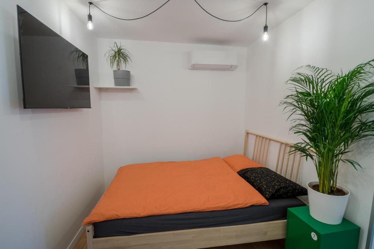 Pomodoro Rooms Zagreb Exteriör bild